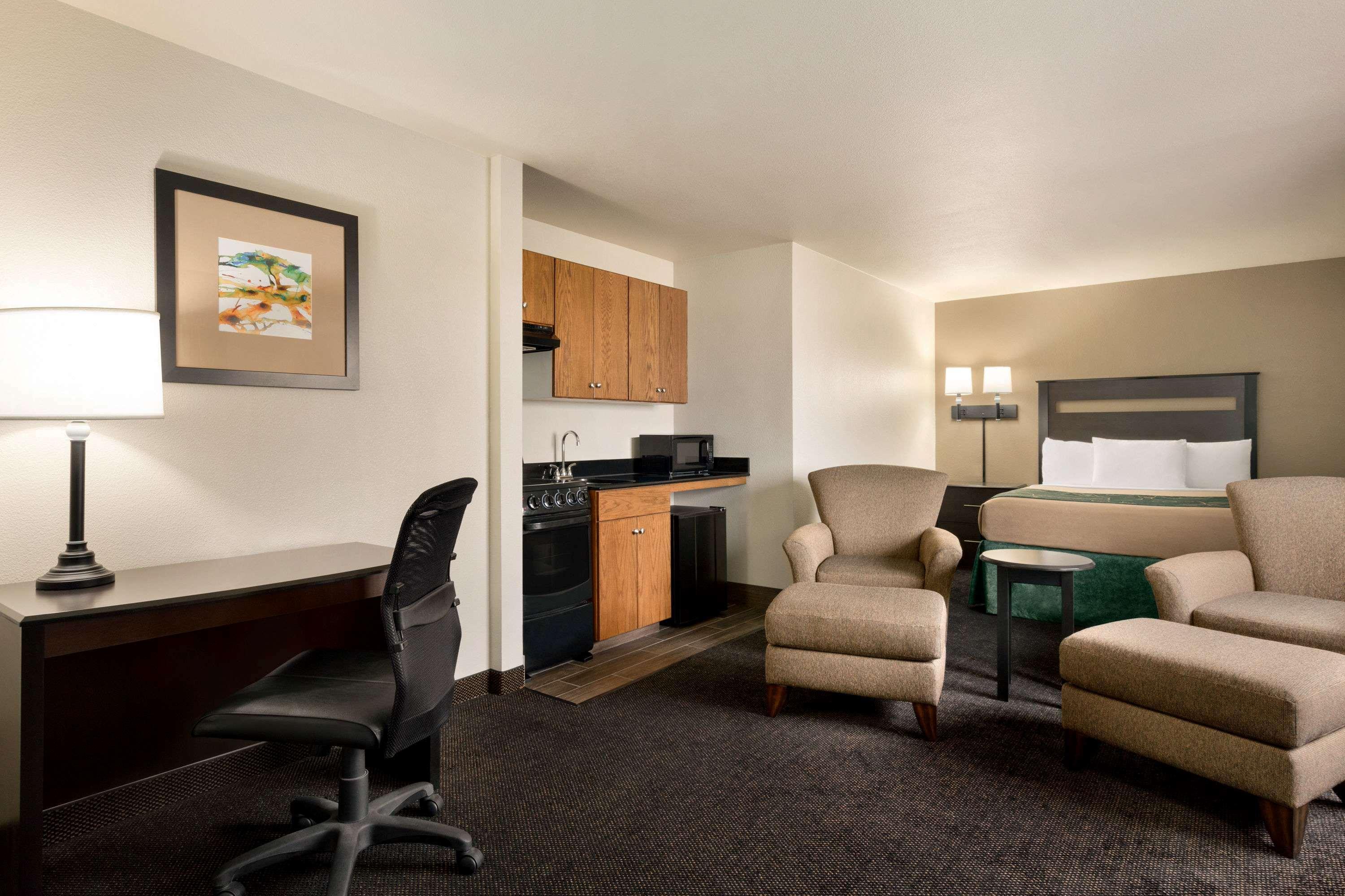 Baymont By Wyndham Glendive Ξενοδοχείο Εξωτερικό φωτογραφία